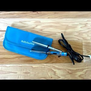 NWOT Babyliss Pro Mini Hair Straightener
